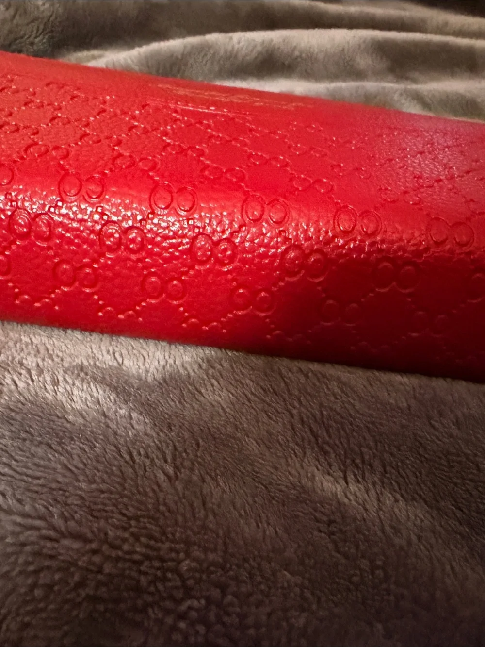 NWT Red Women's Zip Clutch/Wallet - Beautiful flowers for Beautiful girls